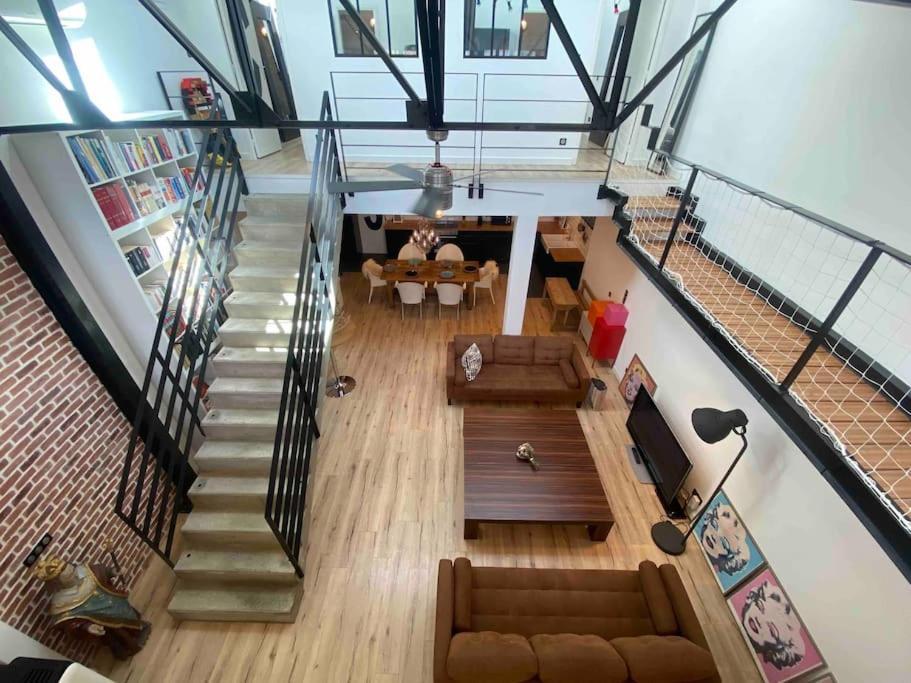 Rare ! Loft Atypique Centre-Ville Parking Jardin رانس المظهر الخارجي الصورة