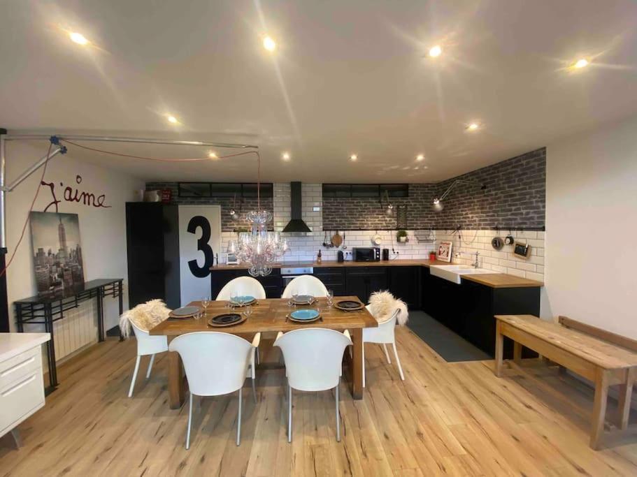 Rare ! Loft Atypique Centre-Ville Parking Jardin رانس المظهر الخارجي الصورة