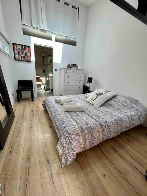 Rare ! Loft Atypique Centre-Ville Parking Jardin رانس المظهر الخارجي الصورة